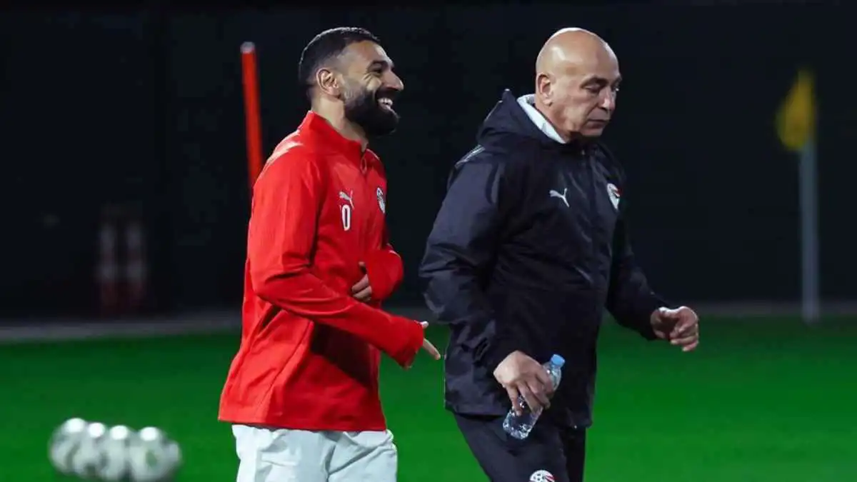 5 أشياء فشل فيها سلوت.. كيف ألهب حسام حسن حماسة محمد صلاح؟