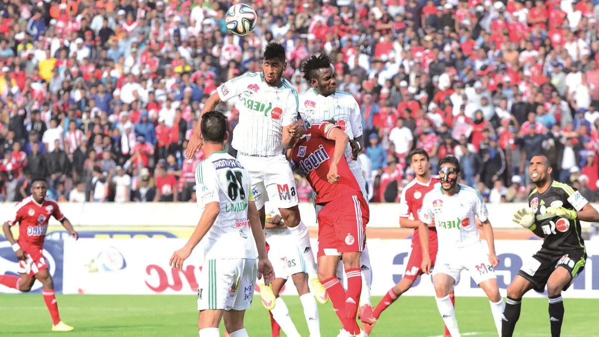 الوداد يقهر الرجاء في قمة الدوري المغربي (فيديو)