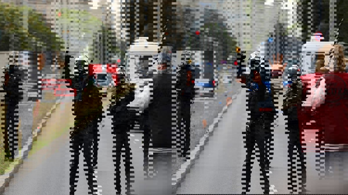  ألمانيا تمدد الضوابط على الحدود مع بولندا والتشيك وسويسرا