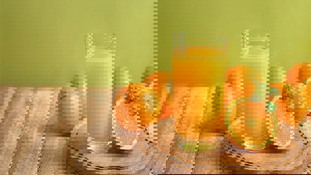 أخصائية تغذية: تناول عصير البرتقال صباحا يقلل مخاطر السكتة الدماغية