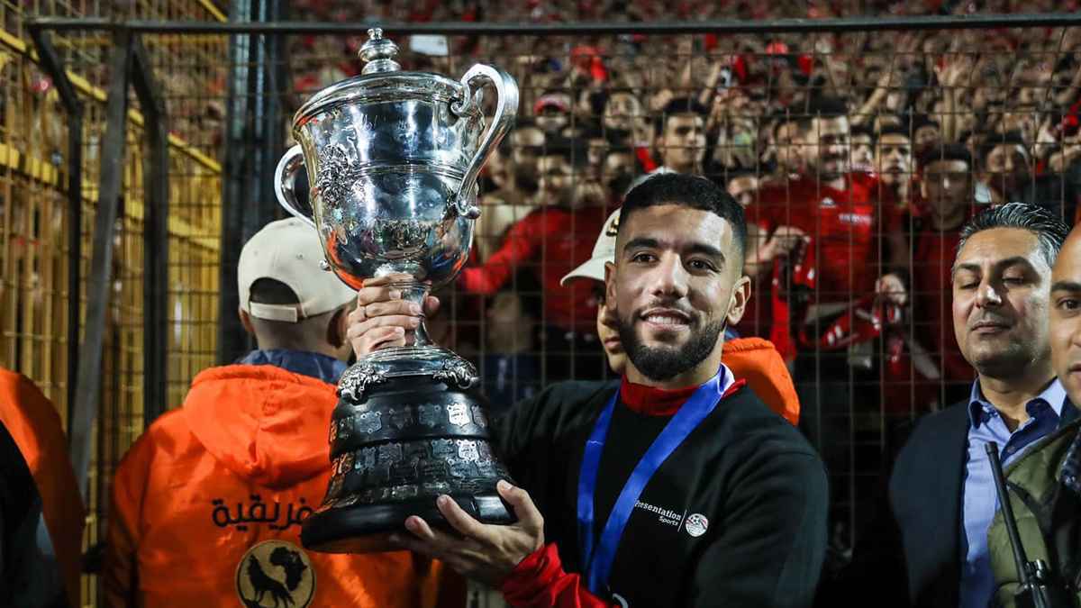 الأهلي يعرض "القندوسي" للبيع ويعيد تشكيل إدارة التعاقدات