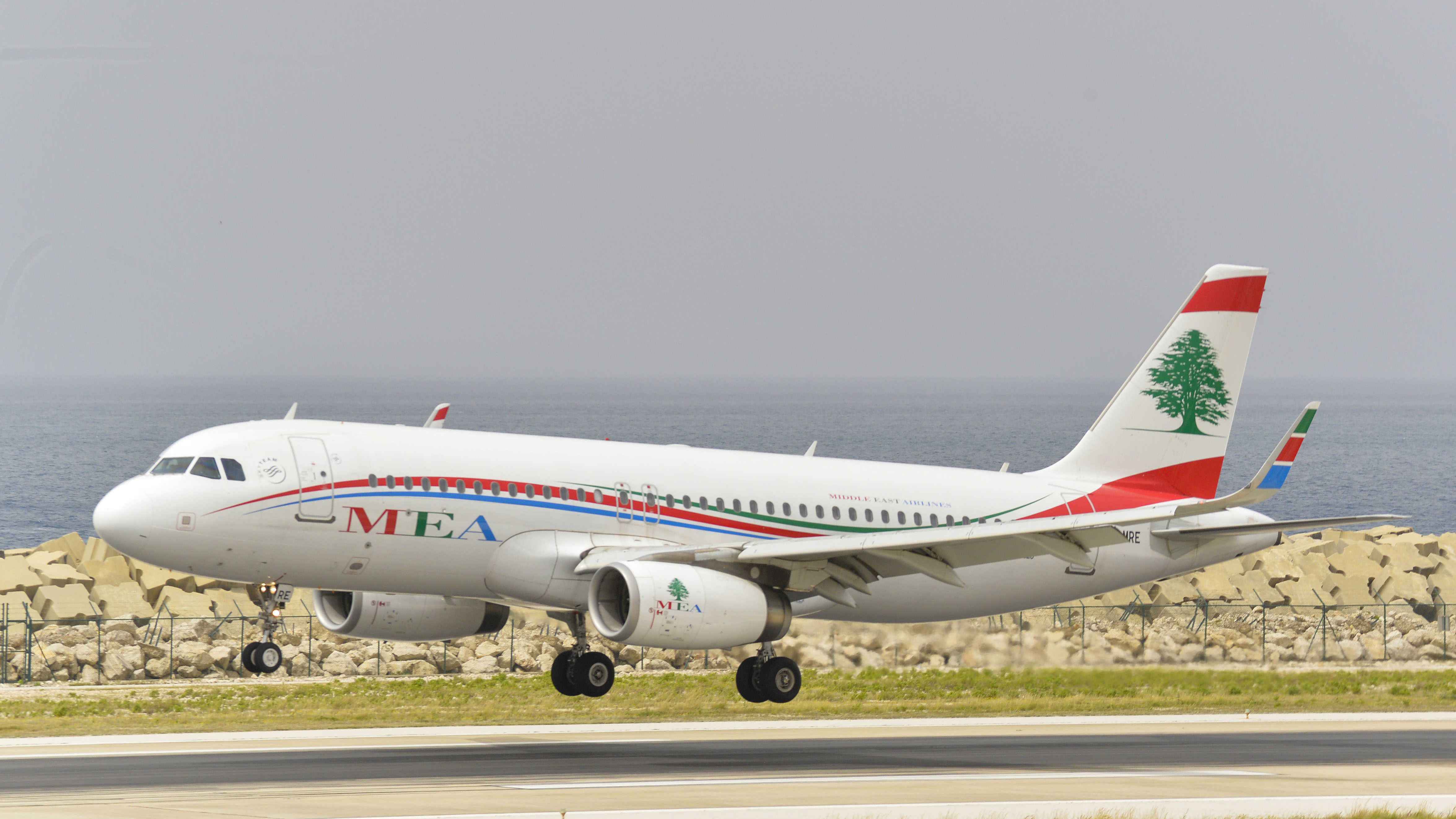 طيران الشرق الأوسط اللبنانية ترجئ عددا من الرحلات