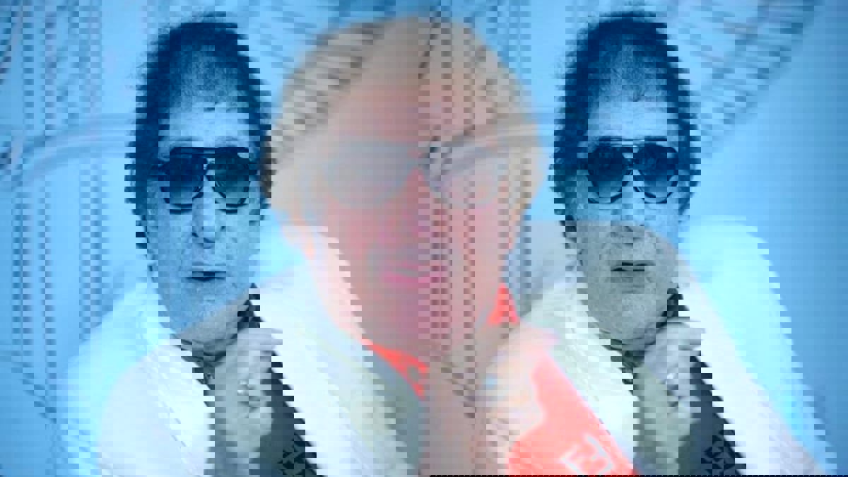 "القاهرة السينمائي" يكشف حقيقة منع محيي إسماعيل من دخول المهرجان