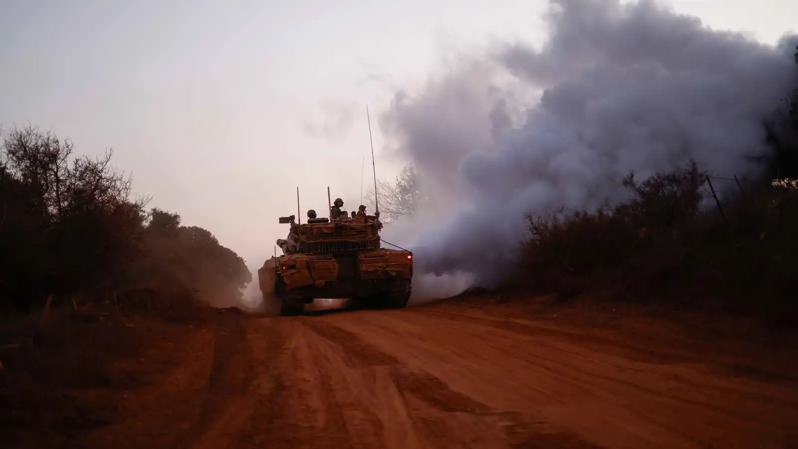 ملف السجناء بين فرنسا وإيران.. هل ينقذ لبنان من ضربة إسرائيل المنتظرة؟