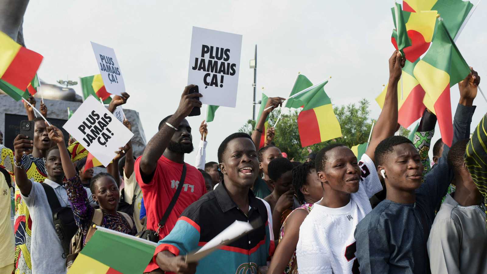 انتخابات مزدوجة.. بنين أمام اختبار حاسم لموازين القوى السياسية