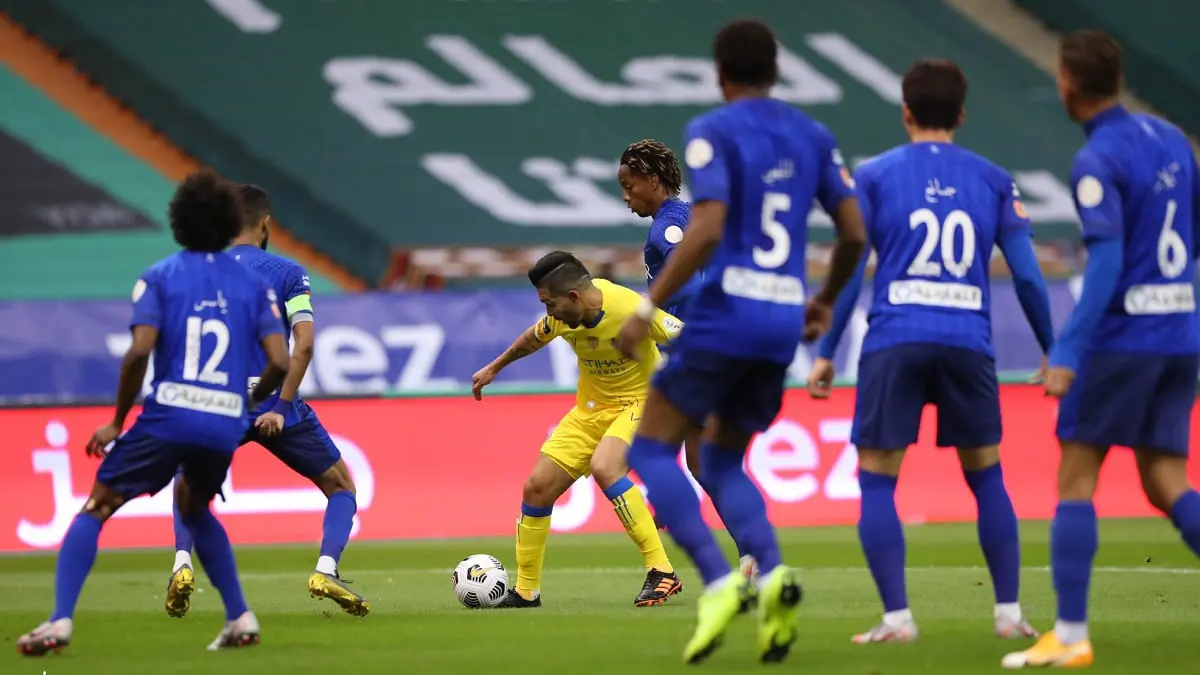 غضب عارم من بيتروس بعد إلغاء هدف عبدالرزاق حمدالله ضد الهلال (فيديو)