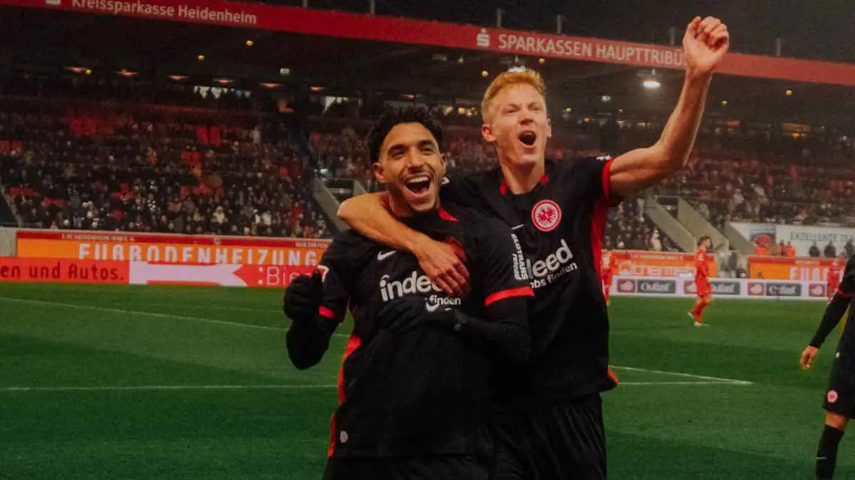 يتحكمان في أوروبا.. ضجة بسبب عمر مرموش وصلاح في "يوم للتاريخ"