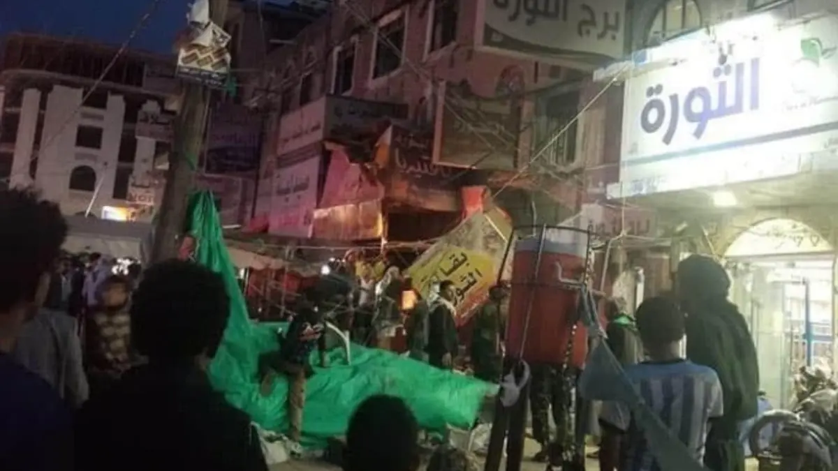 اليمن.. قتلى وجرحى بانهيار فندق الثريا في صنعاء (صور وفيديو)