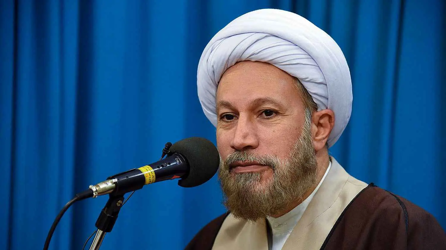 ممثل خامنئي: مقترح وقف إطلاق النار في لبنان "مذل" لحزب الله