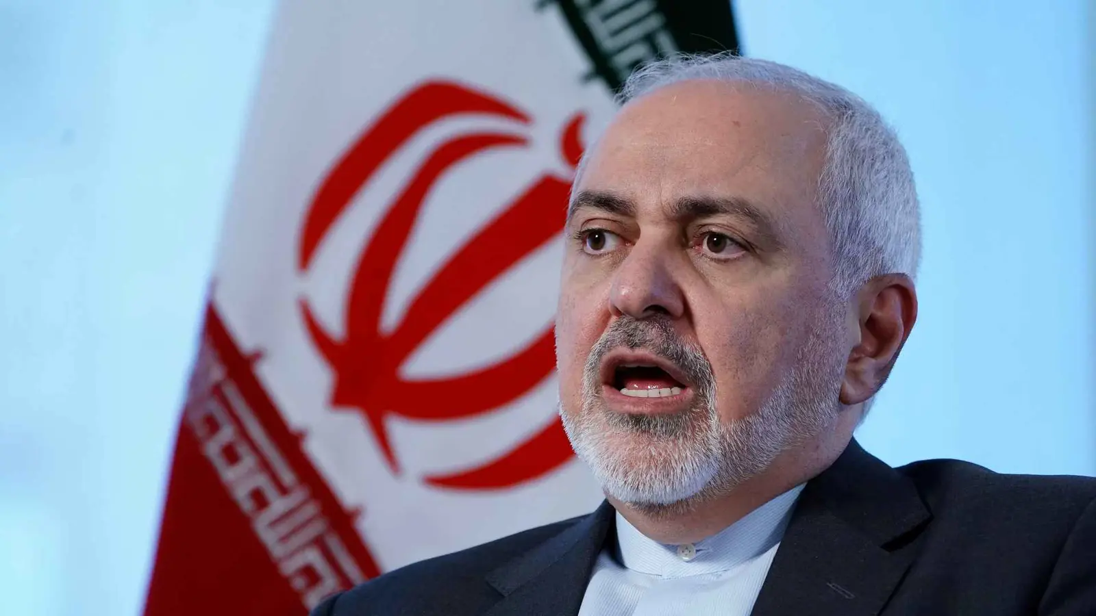 ظريف يطالب بعزل ومحاكمة غروسي