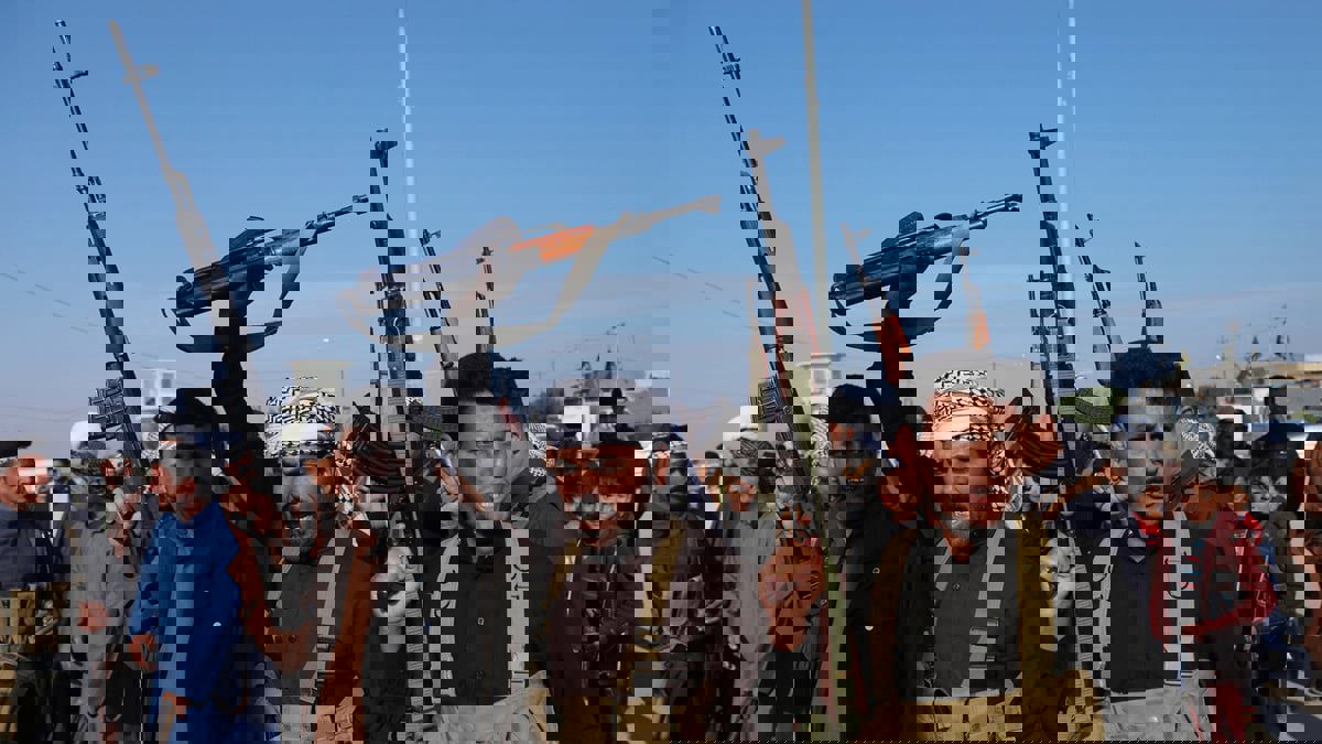 بعد مقتل رجال أمن في ذي قار العراقية.. مطالبات بنزع سلاح العشائر