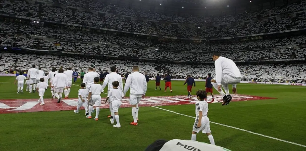 زيدان أم إنريكي.. لمن الغلبة في "كلاسيكو الأرض" بين ريال مدريد وبرشلونة؟