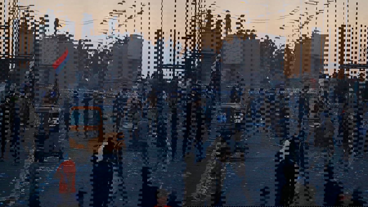 لليوم الثاني.. سقوط صواريخ على وسط بغداد في تصاعد للاضطرابات