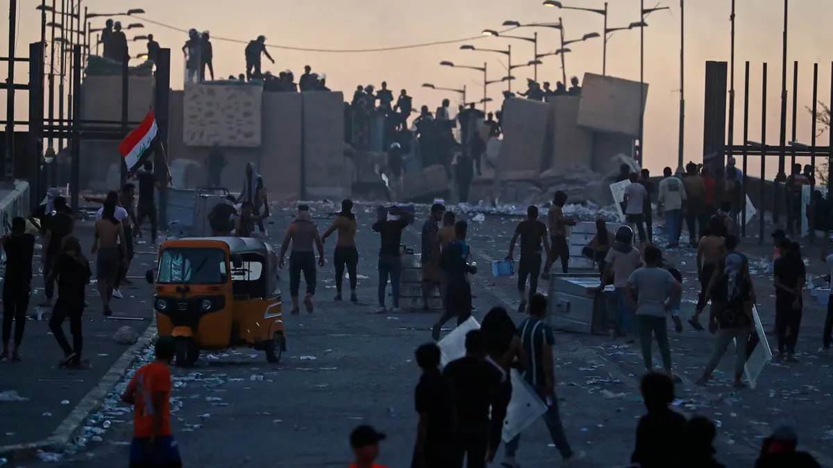 لليوم الثاني.. سقوط صواريخ على وسط بغداد في تصاعد للاضطرابات