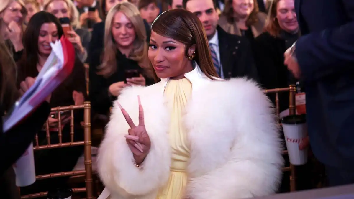 سخرية واسعة من "حذاء" نيكي ميناج في منتدى ترامب للحرية العالمية