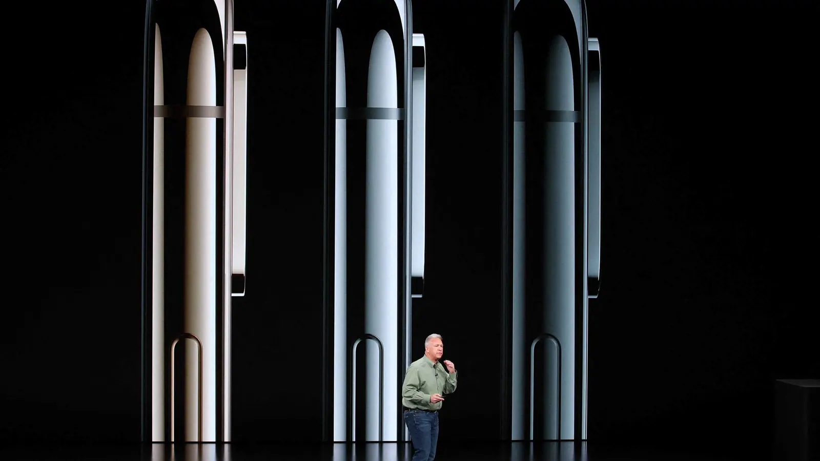 أبل تتجه لإطلاق اسم مختلف على هاتفها الاقتصادي "iPhone SE 4"