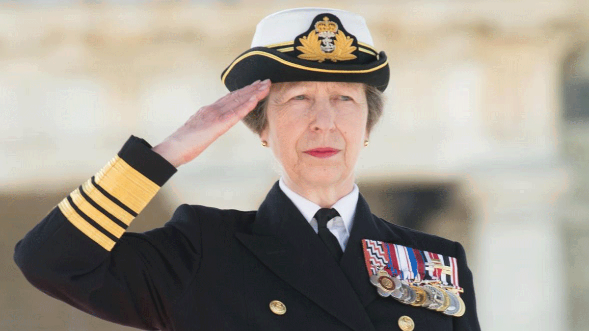 بدلا من هاري.. الأميرة آن أول قائدة لمشاة البحرية الملكية