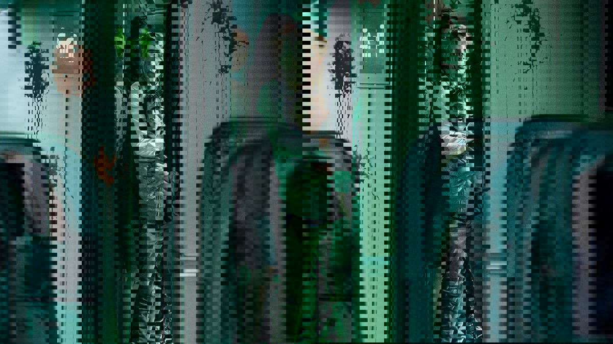 فيلم "السماء القرمزية".. رحلة رعب مميتة في إطار درامي تشويقي