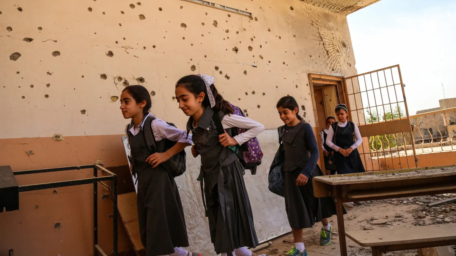 العراق.. توسع رقعة احتجاجات المعلمين تثير مخاوف السلطات