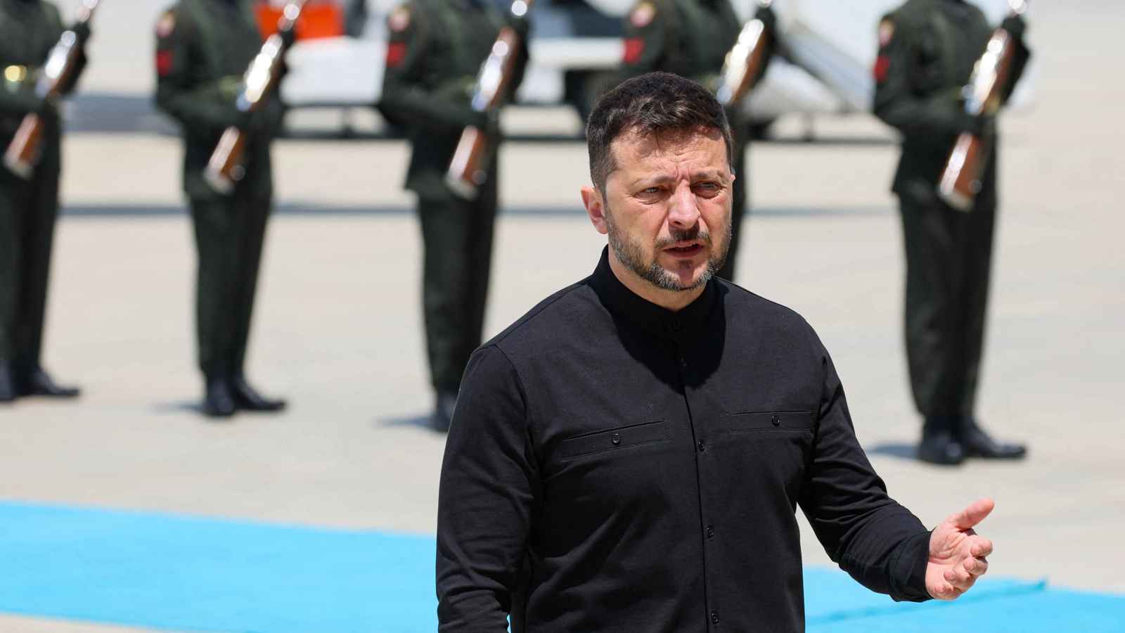 زيلينسكي يعلن موعد عقد المفاوضات مع الروس في إسطنبول