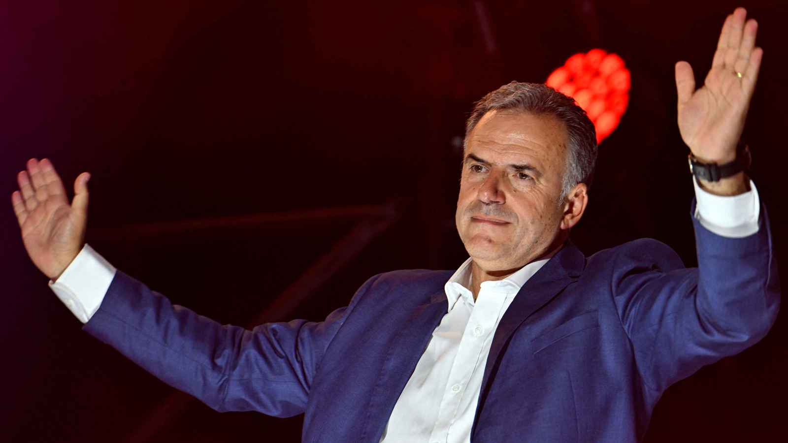 اليساري ياماندو أورسي رئيسا للأوروغواي