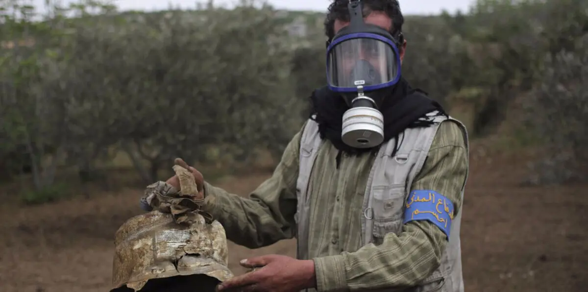 قوات النظام السوري تستهدف دوما بغاز الكلور 