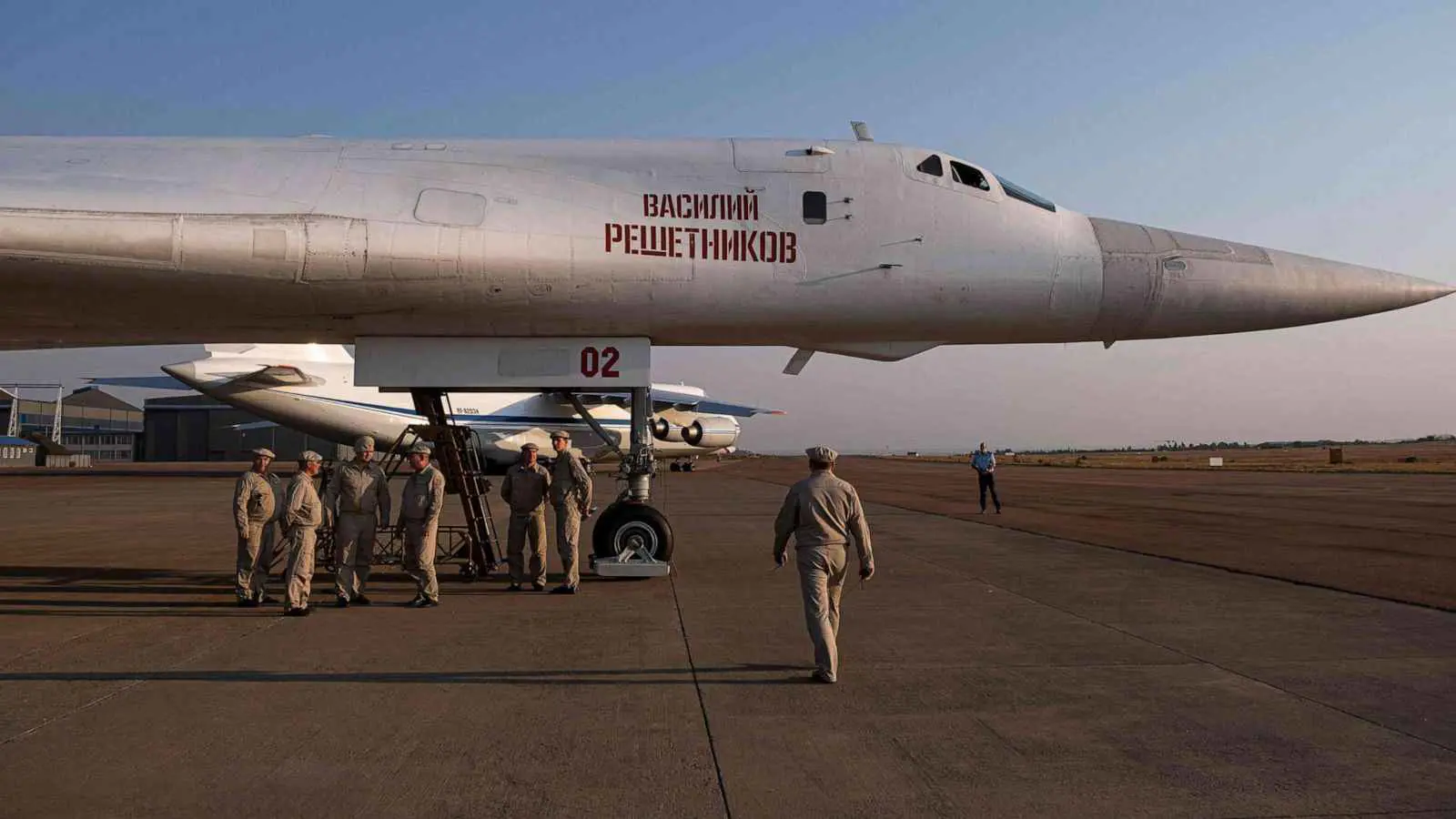 خاص- حركة كثيفة في "حميميم".. "البجعة البيضاء" تقود المعارك ضد الفصائل المسلحة