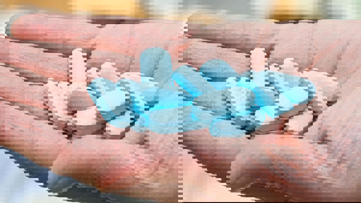 تحذير.. كثرة استخدام المضادات الحيوية يزيد خطر "باركنسون"