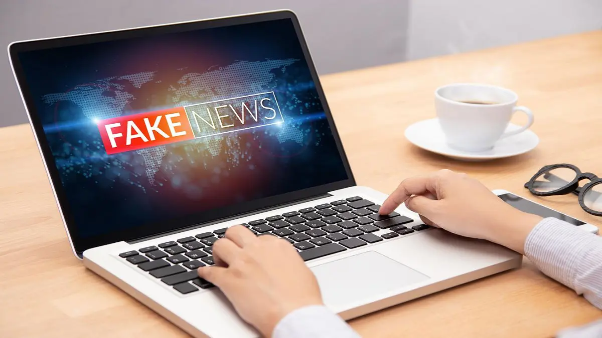 كيف تكتشف بنفسك المعلومات المضللة عبر الإنترنت؟