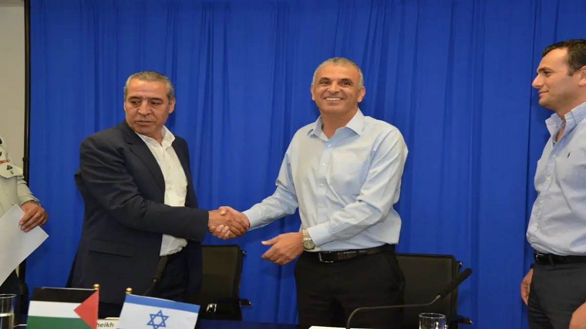 السلطة الفلسطينية تستأنف تسلم إيرادات الضرائب التي تجمعها إسرائيل