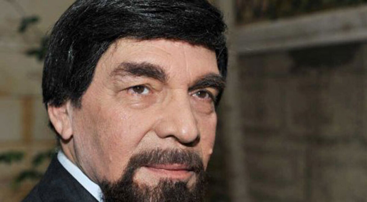 ياسر العظمة يتوج سلسلة مرايا بـ"الوداع الأخير"