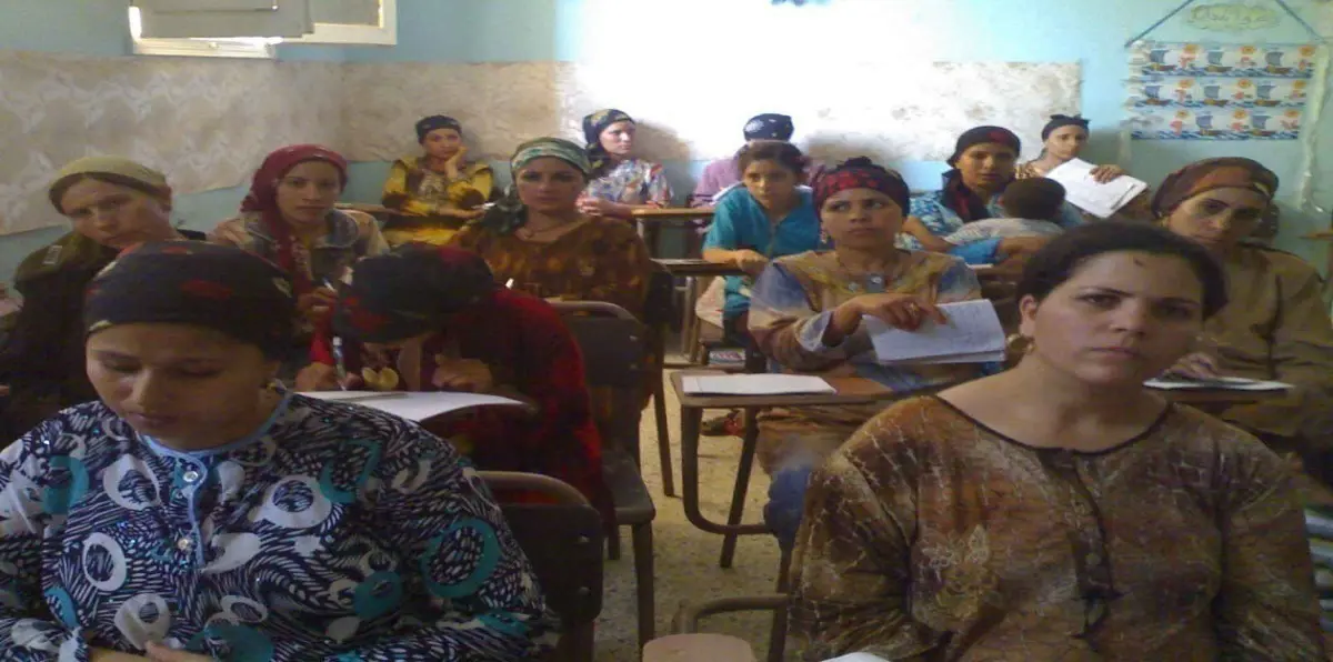 "الأمية" في مصر.. مؤشرات "مأساوية" ومطالب بمشروع قومي