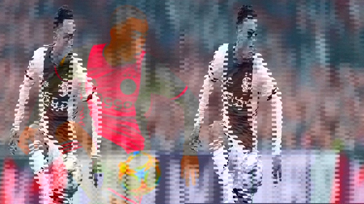 بيلد: بايرن ميونخ يتفق مع سيرجينيو دست لاعب أياكس أمستردام