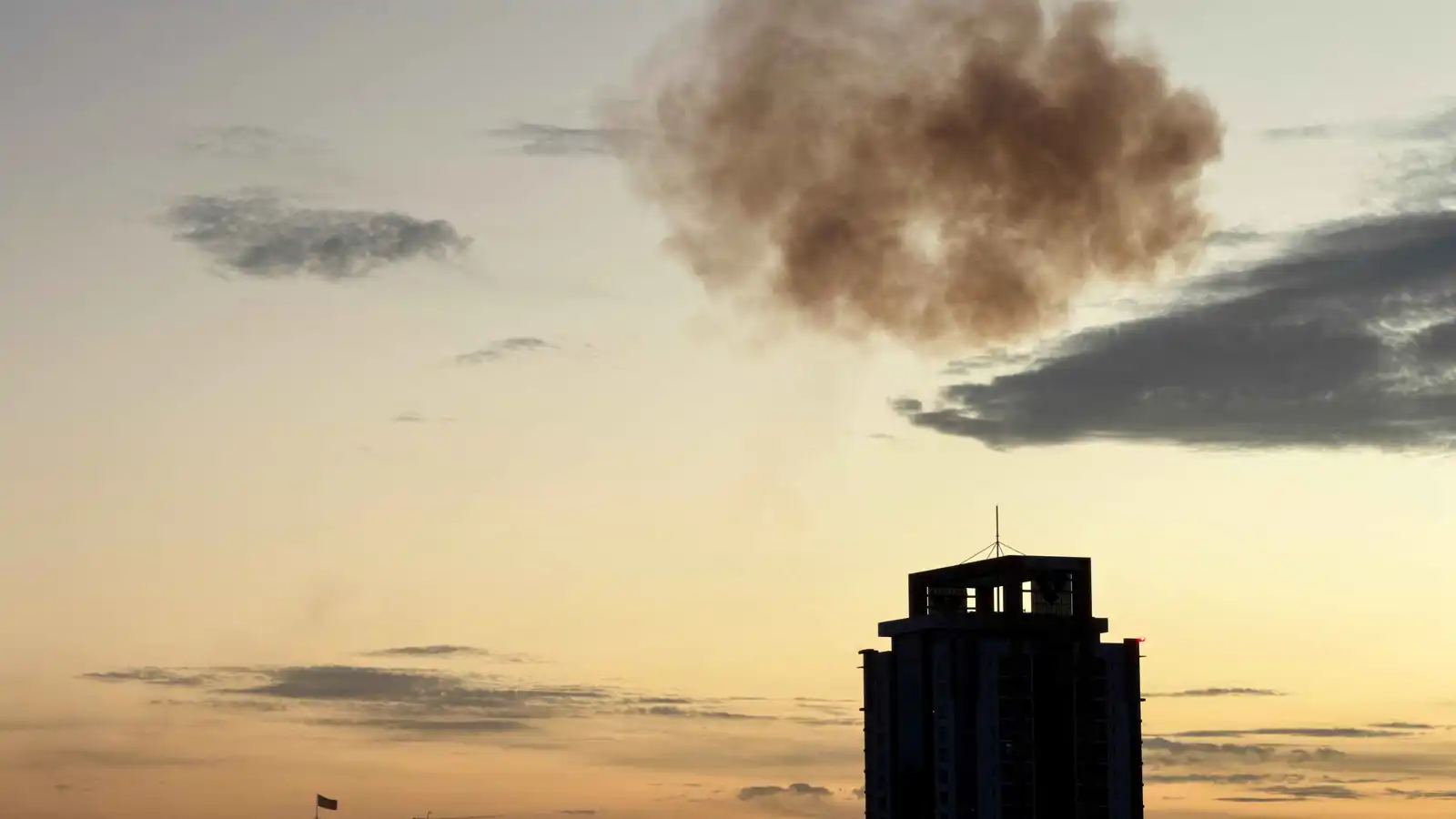 البحرين تعلن اعتراض وتدمير 121 صاروخا و193 مسيّرة