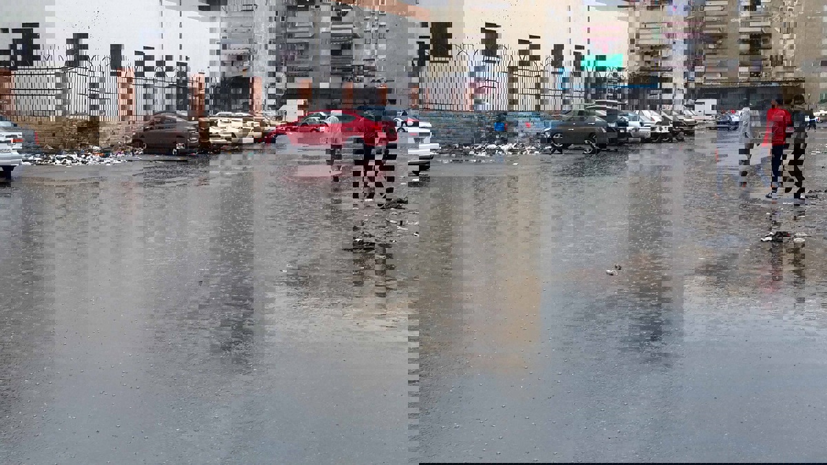 تعطيل الدراسة في محافظات مصرية بسبب الأمطار (صور وفيديو)