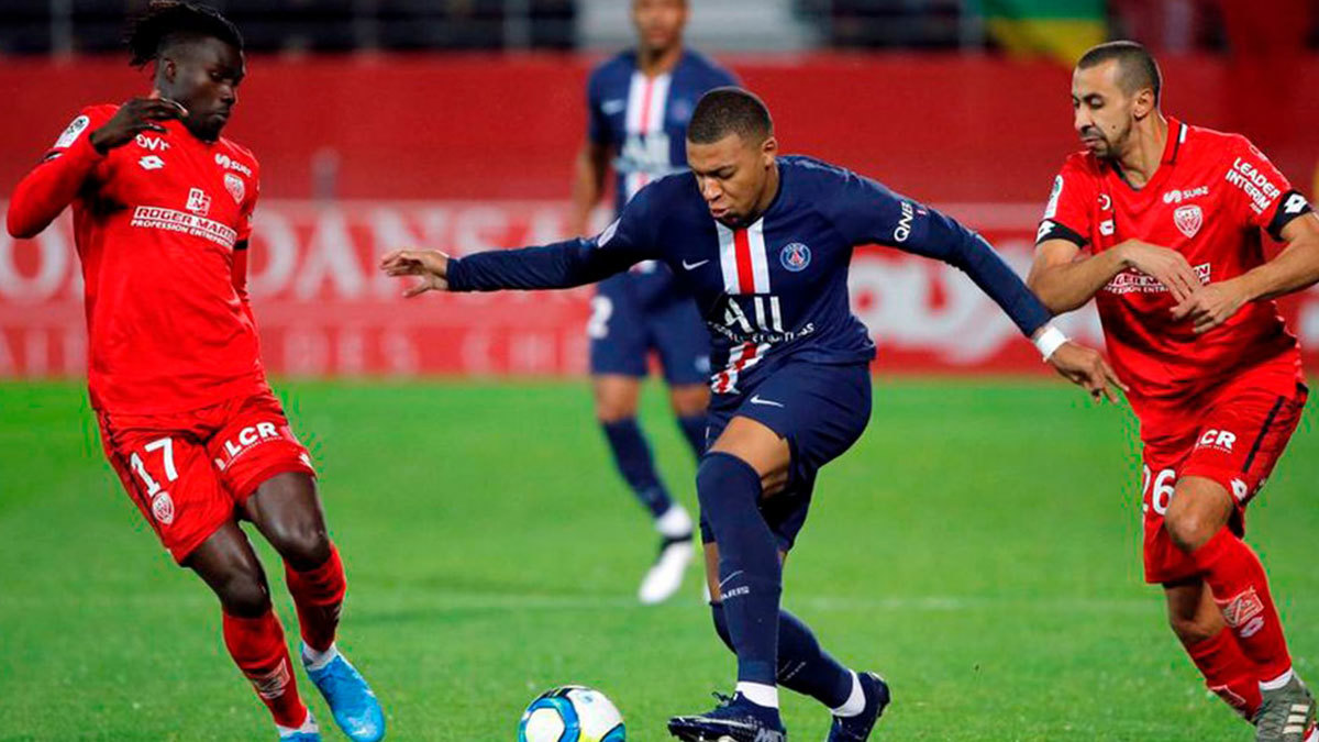 إقامة مباريات الدرجتين الأولى والثانية في فرنسا دون مشجعين