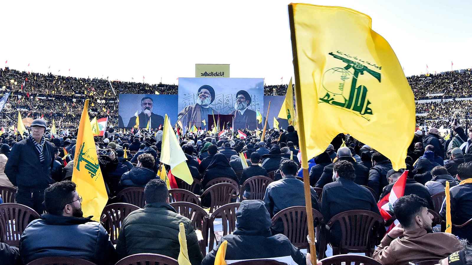 تغليب السياسة على السلاح.. حزب الله "يغير جلده" للمرحلة الجديدة