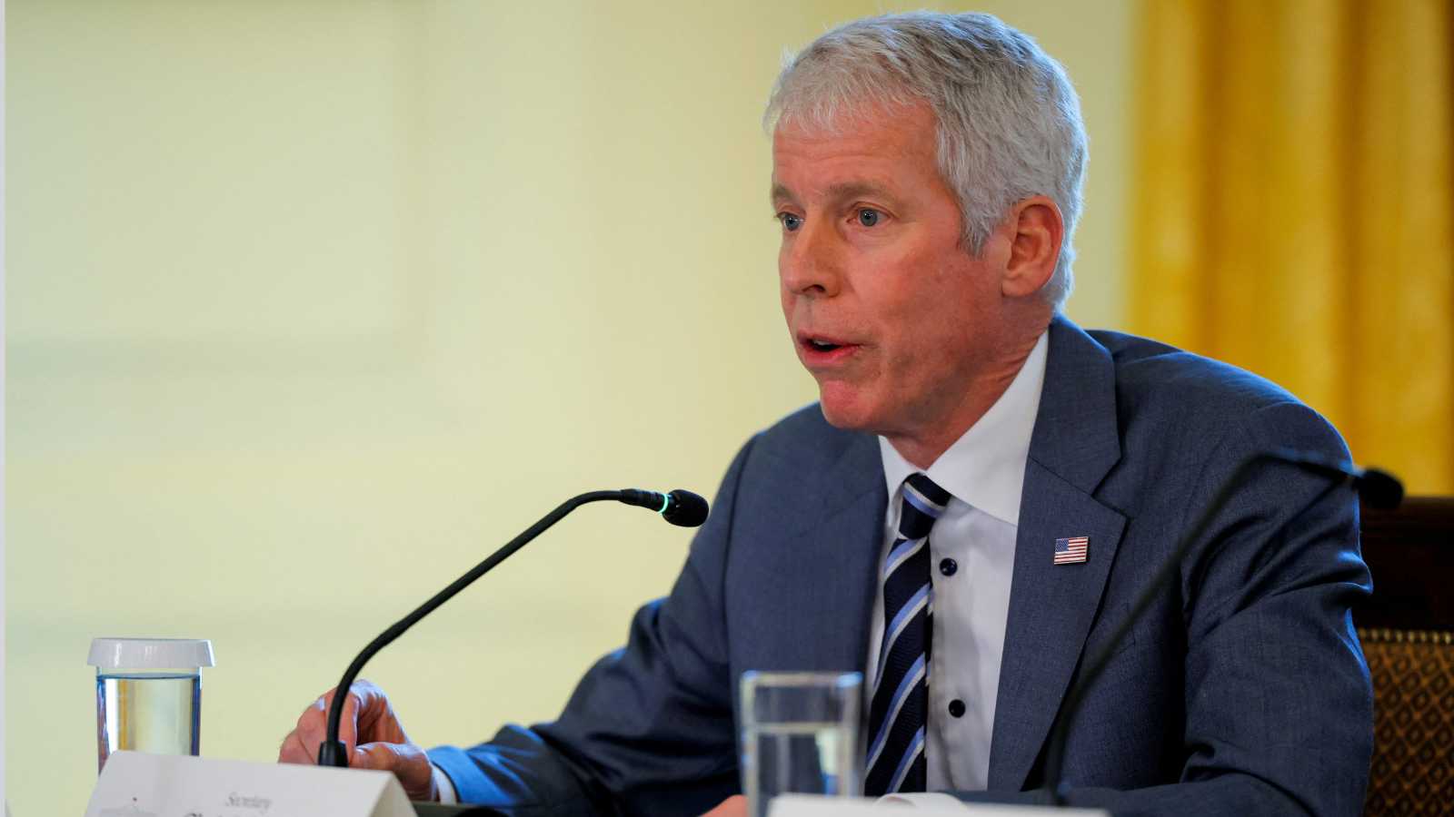 وزير أمريكي: يتعين تفكيك برنامج إيران لتخصيب اليورانيوم بالكامل