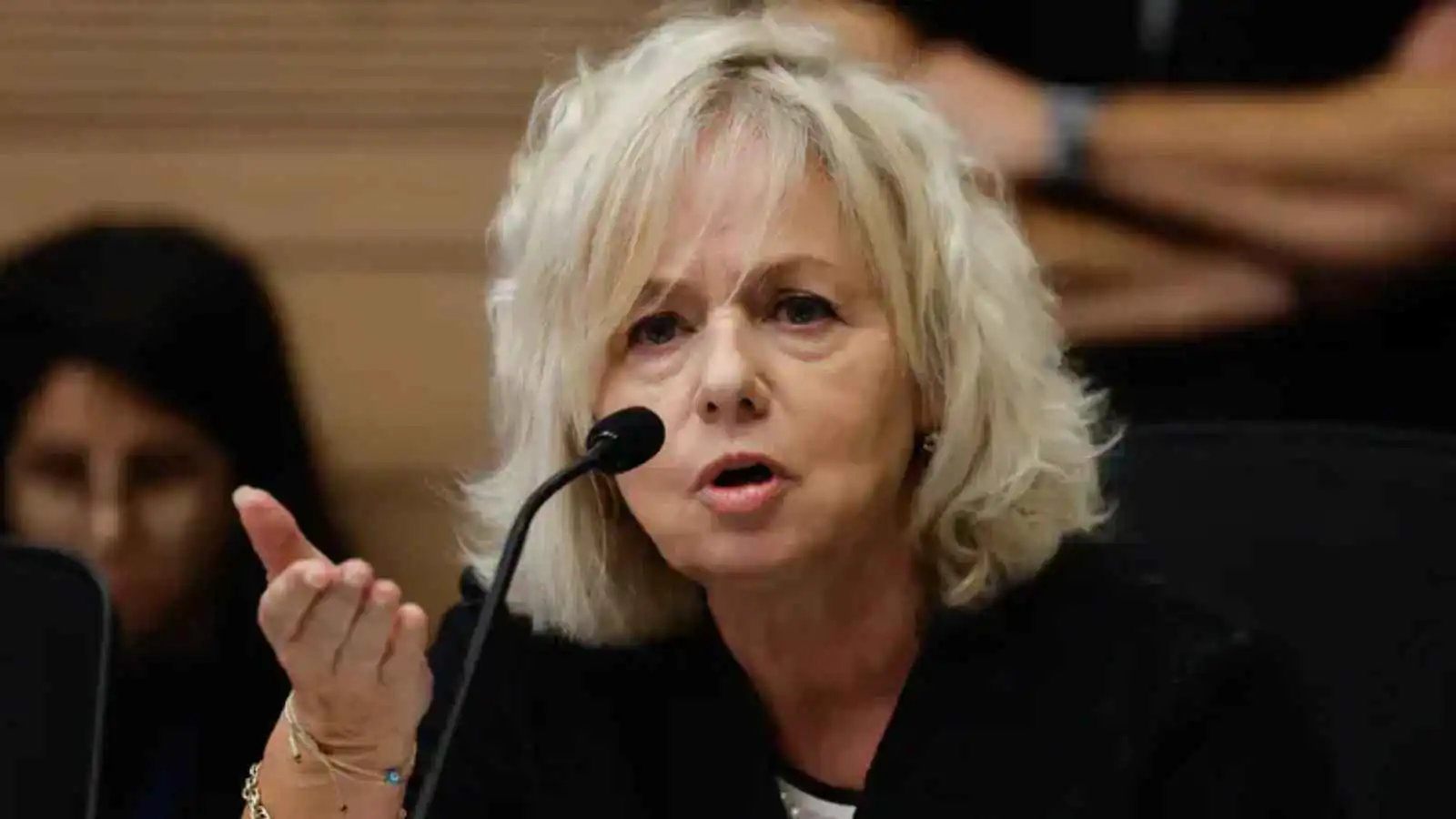 النيابة العامة الإسرائيلية تكشف مساعيها لإجهاض العفو عن نتنياهو