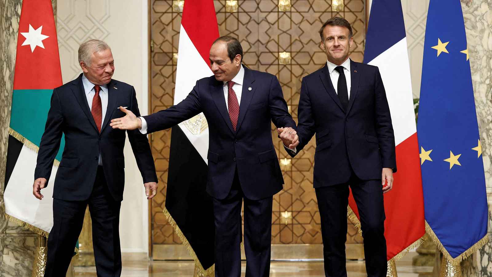 خلال "قمة القاهرة".. ملك الأردن والسيسي وماكرون يهاتفون ترامب