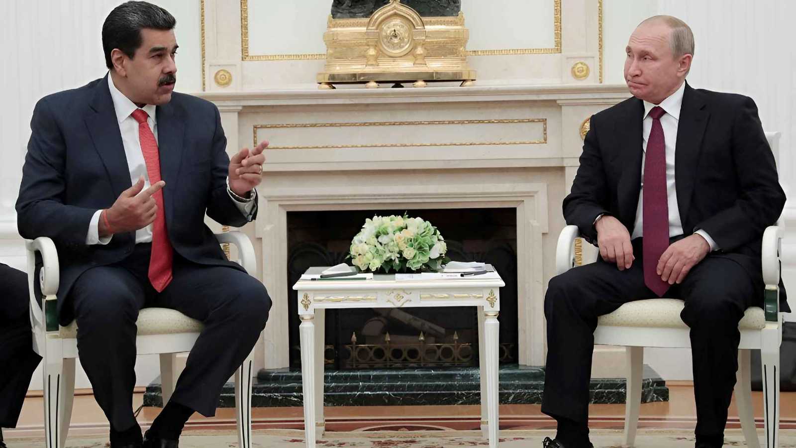 "صدام جديد".. روسيا تعلن دعم قادة فنزويلا ضد "القوة المفرطة" الأمريكية