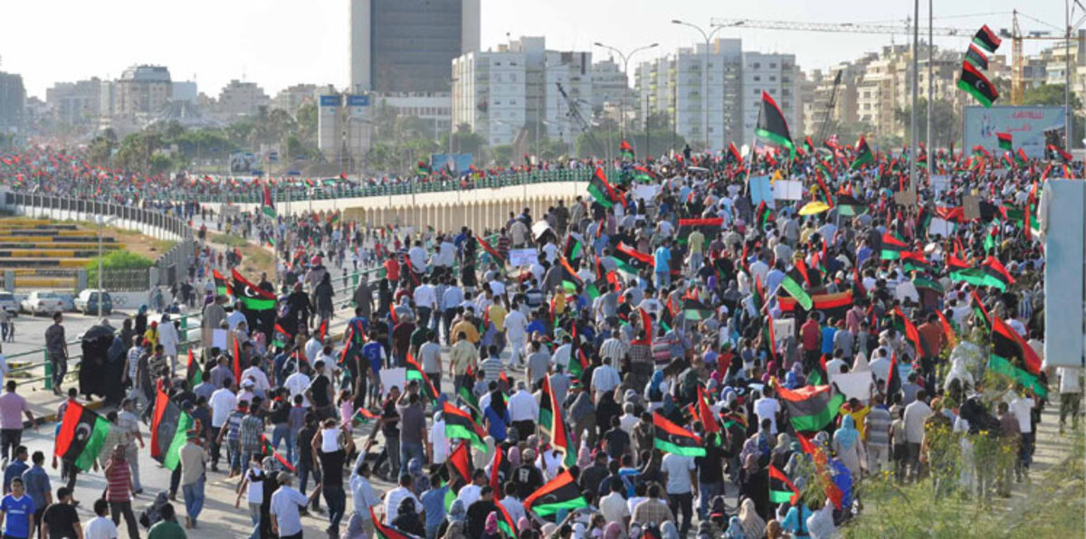 هل تكون عودة النظام الملكي طوق نجاة لليبيا؟