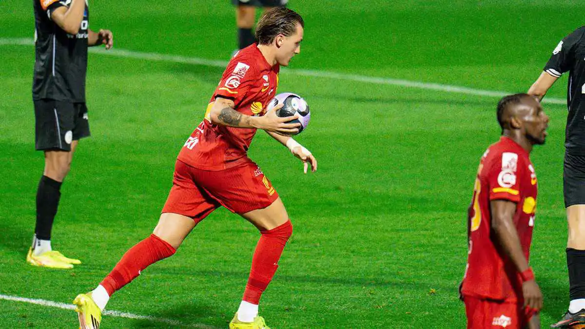 القادسية السعودي يتلقى صدمة قوية بشأن إصابة "ريتيغي"