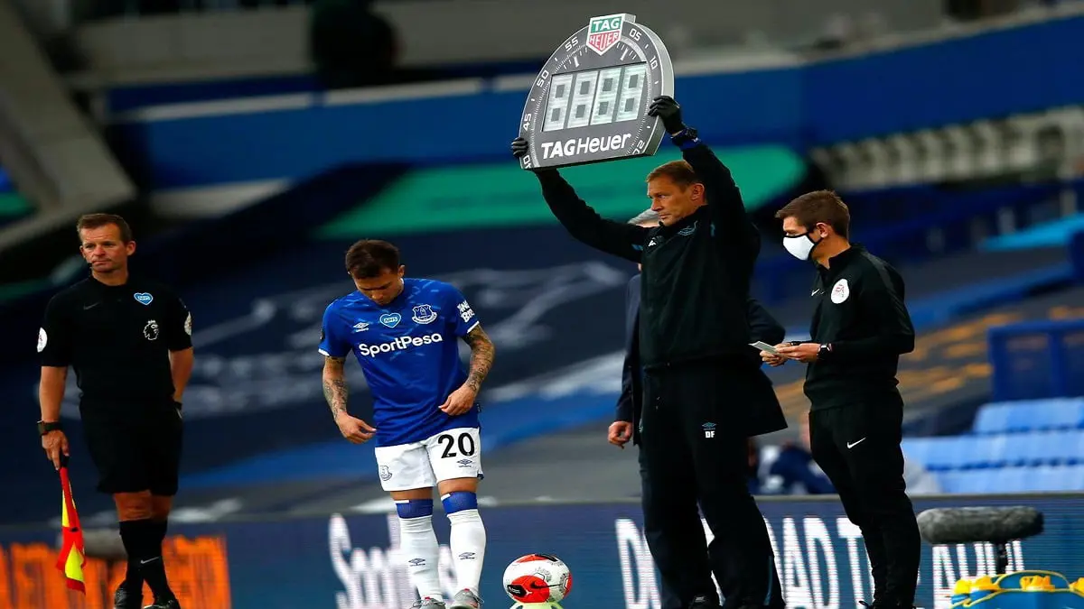 رسميًا.. تمديد العمل بقاعدة الـ5 تبديلات حتى 31 ديسمبر 2022