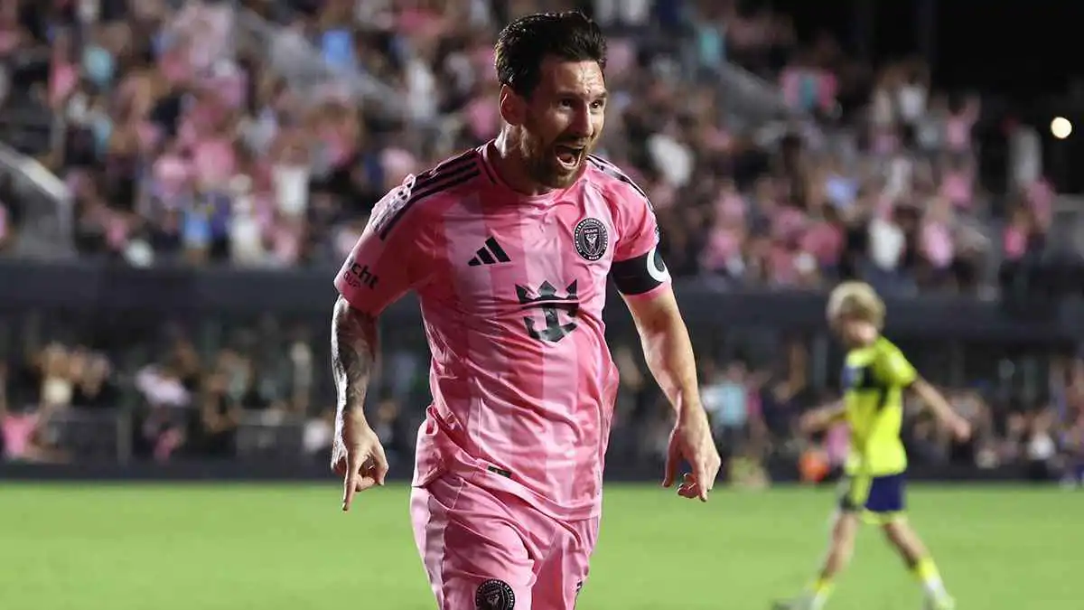 مفاجأة ظهور ميسي.. أقوى 10 مرشحين للفوز بالكرة الذهبية 2026