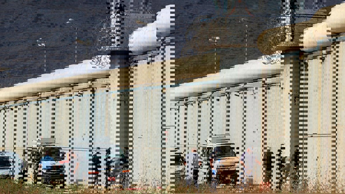 تطورات جديدة في قضية اغتصاب "حارسة السجن" الإسرائيلية