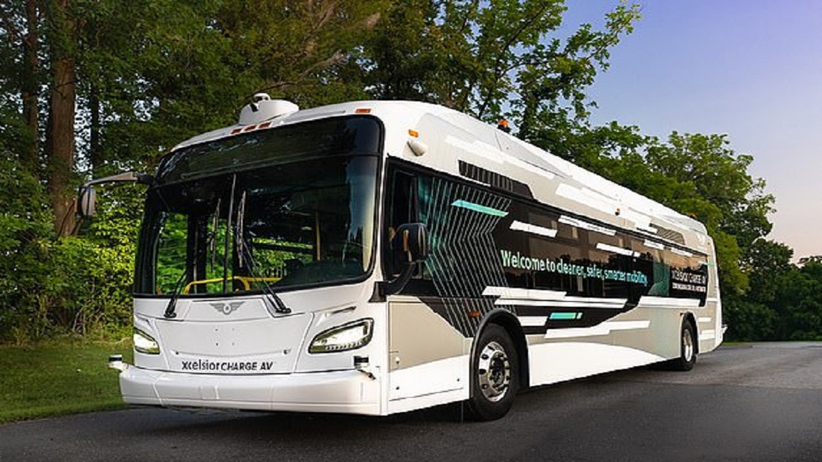 شاهد أول حافلة نقل عام ذاتية القيادة في الولايات المتحدة (فيديو)