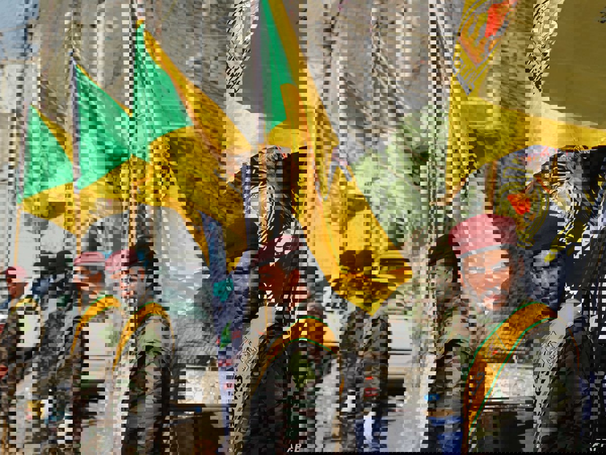 العراق.. حراك حكومي لمنع تصعيد الفصائل المسلحة ضد أمريكا