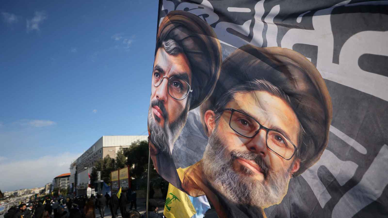 غارتان إسرائيليتان على جنوب لبنان قبيل تشييع "نصر الله" (فيديو)