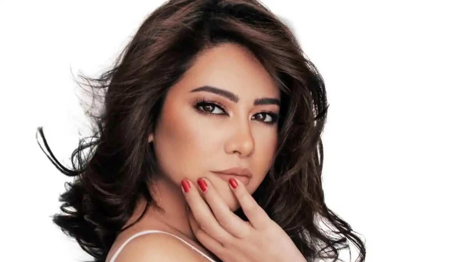 أزمة شيرين عبد الوهاب والشاعر تتصاعد بـ" إنذار رسمي"